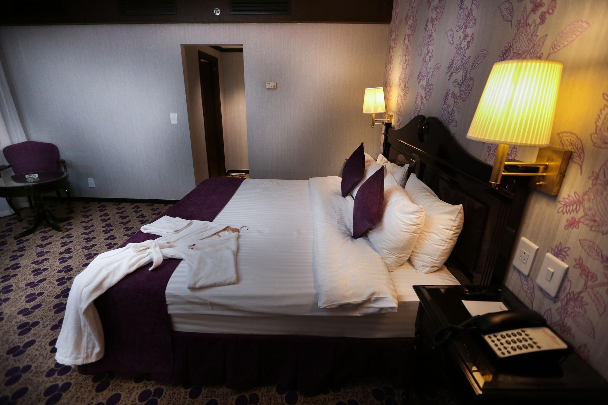 Hawthorn Suites By Wyndham Khobar Buitenkant foto