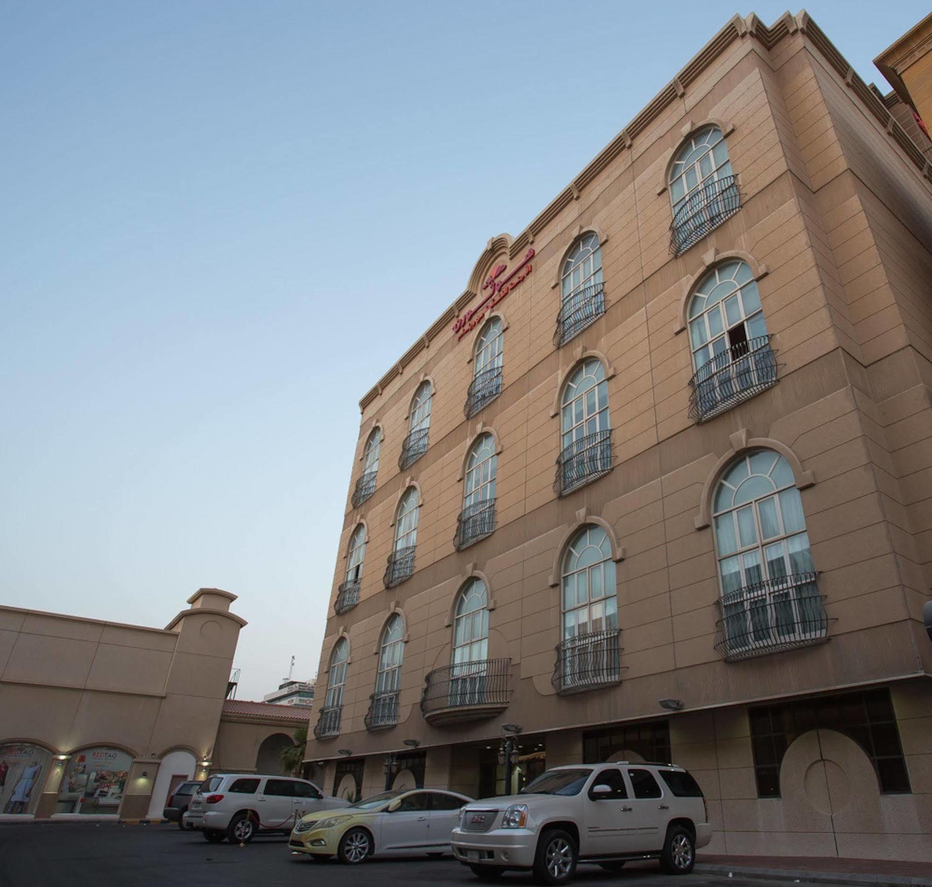 Hawthorn Suites By Wyndham Khobar Buitenkant foto